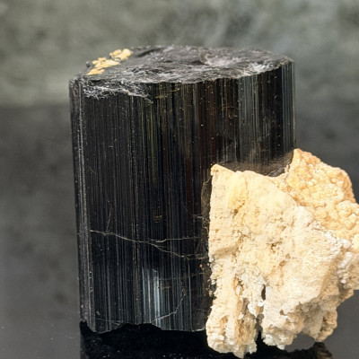 Black Tourmaline Crystal on Feldspar Matrix — Thick Striated Column with Flat Termination